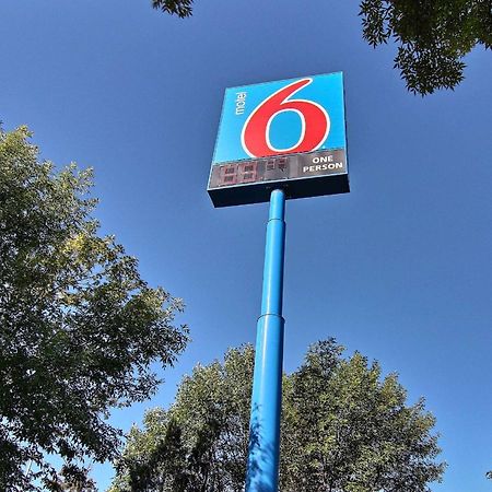 Motel 6-Bismarck, Nd Exteriör bild
