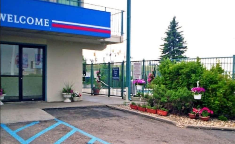 Motel 6-Bismarck, Nd Exteriör bild